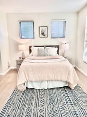 1121 40th Street 1301, Emeryville, CA 94608