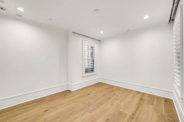 65 Crain Square Boulevard, Houston, TX 77025