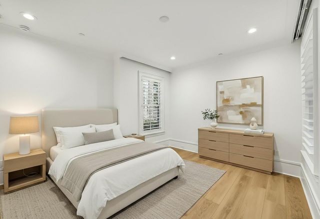 65 Crain Square Boulevard, Houston, TX 77025