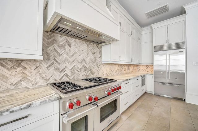 65 Crain Square Boulevard, Houston, TX 77025
