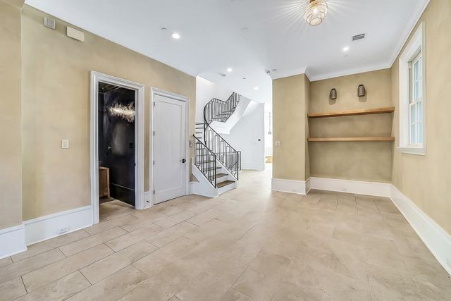65 Crain Square Boulevard, Houston, TX 77025