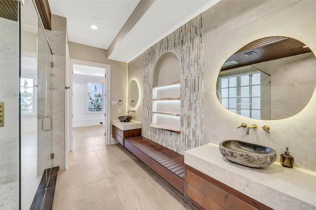 65 Crain Square Boulevard, Houston, TX 77025