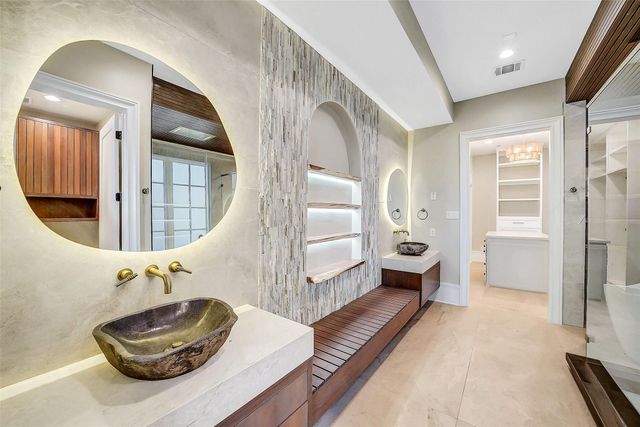 65 Crain Square Boulevard, Houston, TX 77025