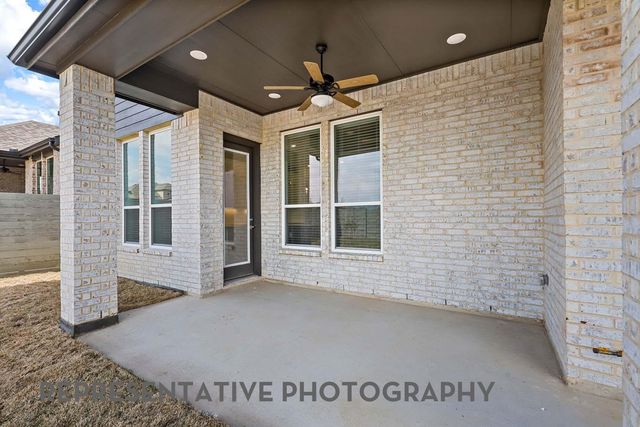 4323 Wildflower Lane, Oak Point, TX 75068