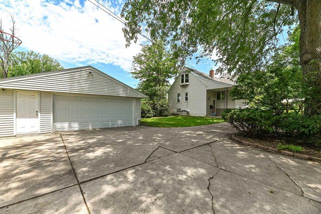3445 S 96th STREET, Milwaukee, WI 53227