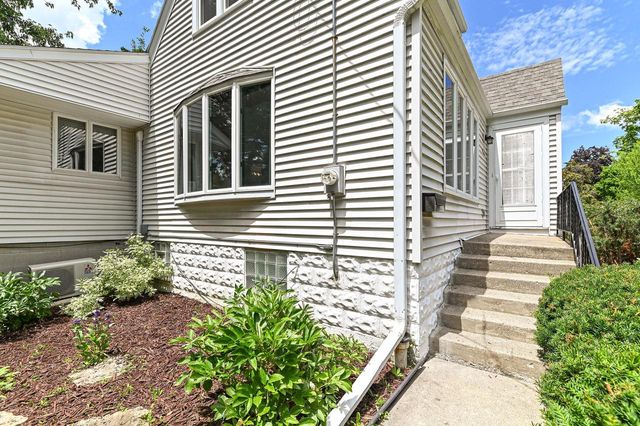 3445 S 96th STREET, Milwaukee, WI 53227
