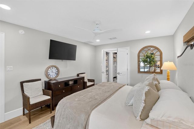 13206 TIFTON DRIVE, Tampa, FL 33618