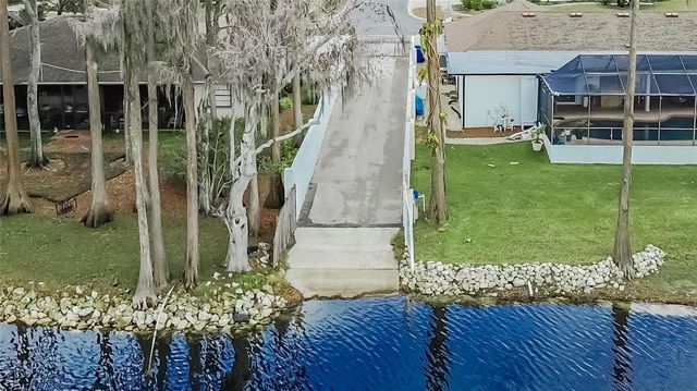 13206 TIFTON DRIVE, Tampa, FL 33618