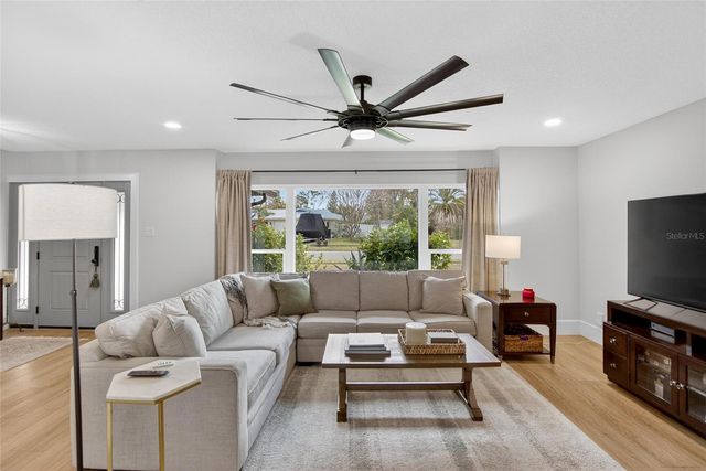 13206 TIFTON DRIVE, Tampa, FL 33618