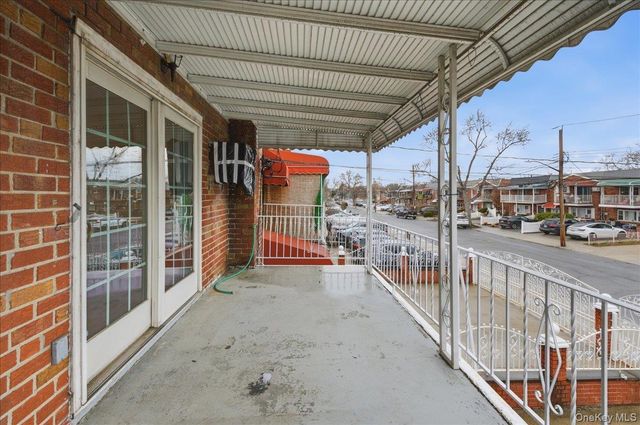 707 Hollywood Avenue, Bronx, NY 10465