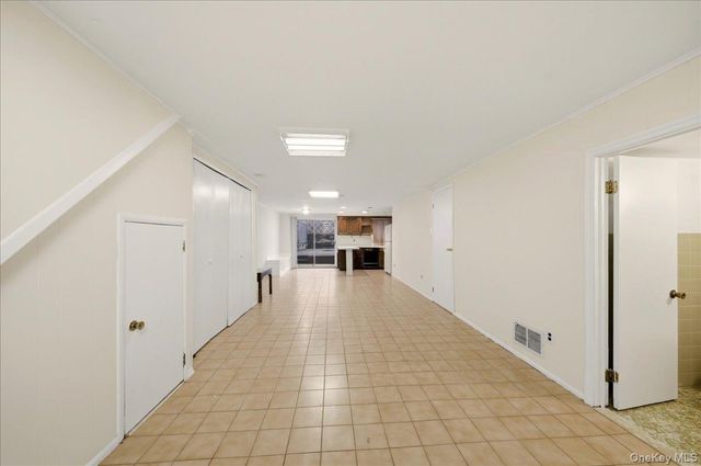 707 Hollywood Avenue, Bronx, NY 10465