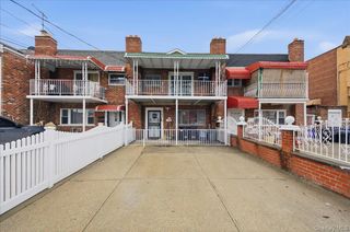 707 Hollywood Avenue, Bronx, NY 10465