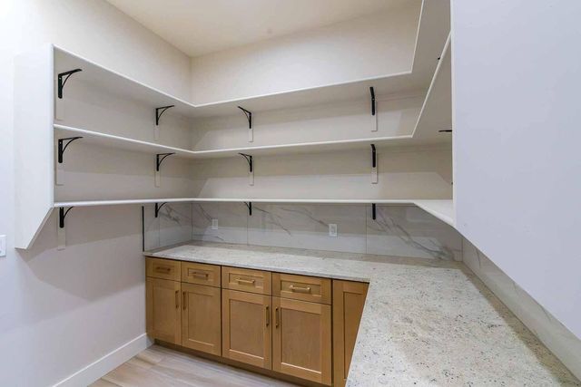 602 Camino De La Tierra, Corrales, NM 87048