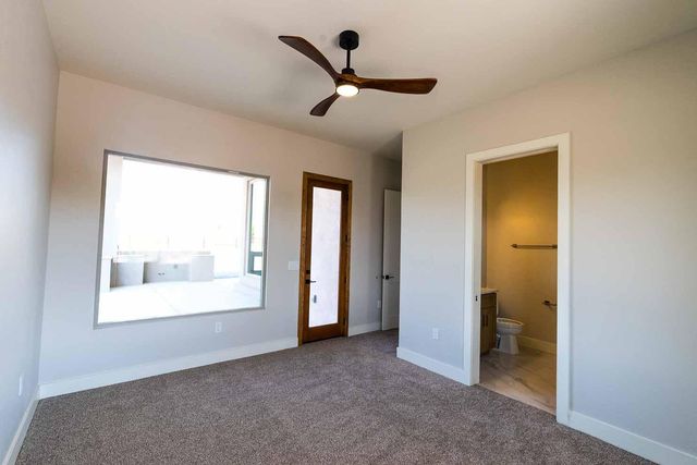 602 Camino De La Tierra, Corrales, NM 87048