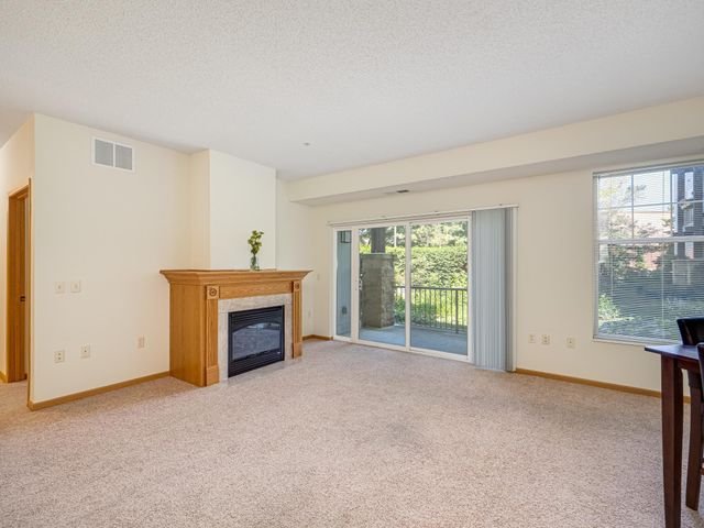 1900 Rush Lake Trail 110, New Brighton, MN 55112