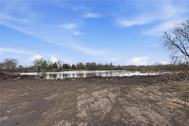 12036 W 239th Street, Bucyrus, KS 66053