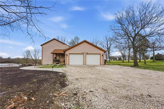 12036 W 239th Street, Bucyrus, KS 66053