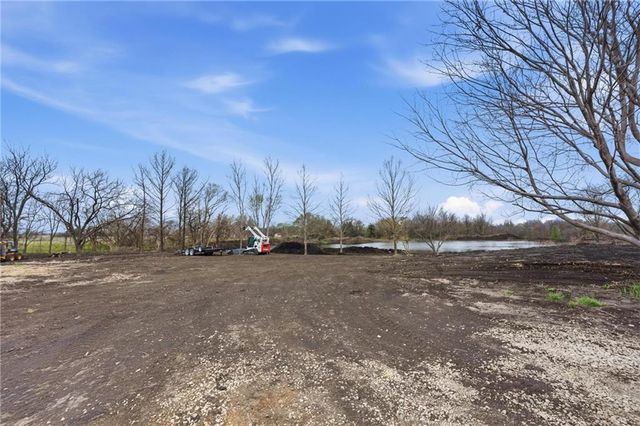 12036 W 239th Street, Bucyrus, KS 66053