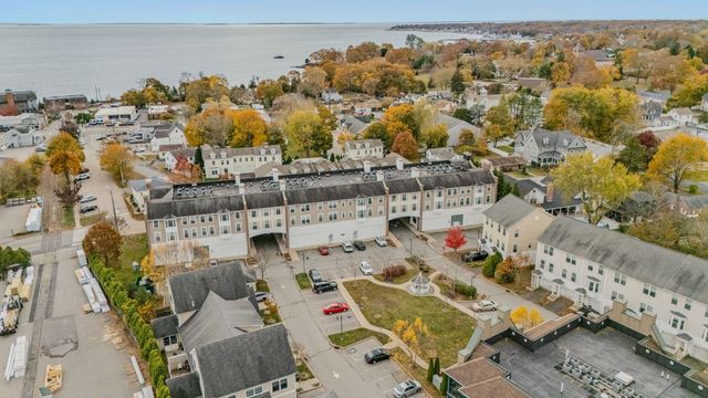 38 Hope Street 1206, East Lyme, CT 06357