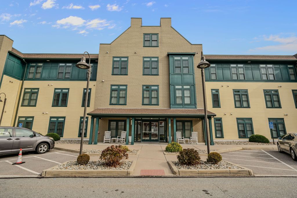 38 Hope Street 1206, East Lyme, CT 06357