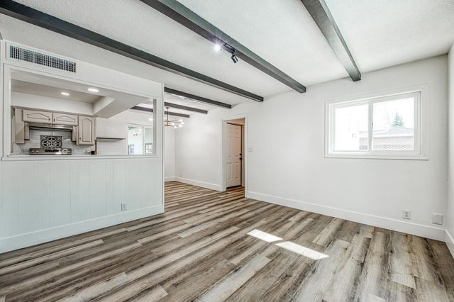 1408 E Richert Avenue, Fresno, CA 93704