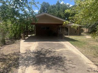 362 County Road 857, Buna, TX 77612