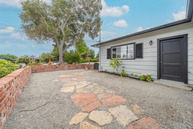 207 Rogers Avenue, Watsonville, CA 95076