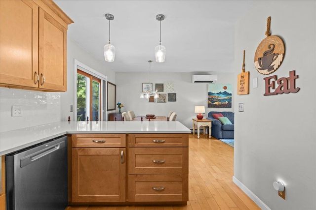87 Morgan Parkway, Williston, VT 05495