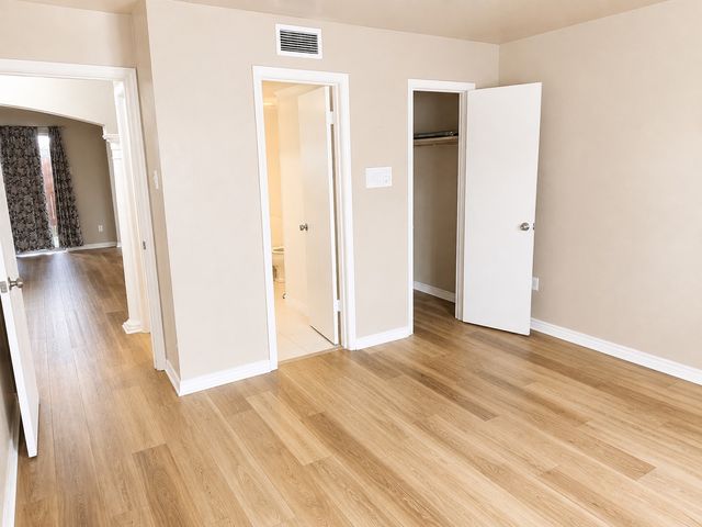 15931 Stillwood Street 1096, Dallas, TX 75248