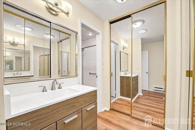 375-C Duranta Plaza, Monroe, NJ 08831