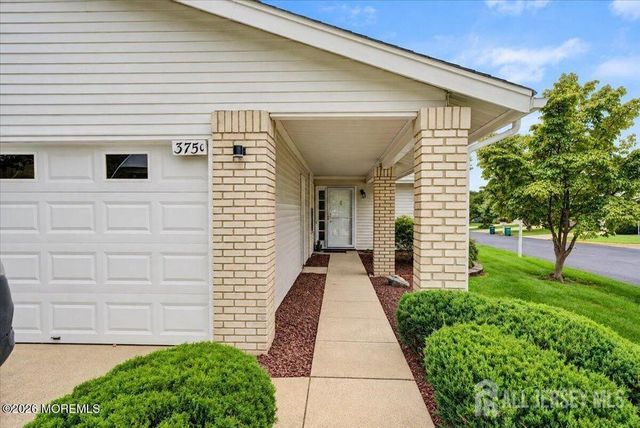 375-C Duranta Plaza, Monroe, NJ 08831