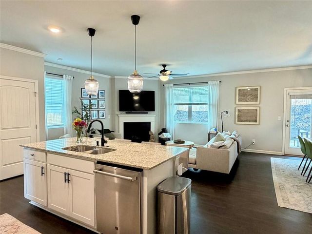 5714 TURNSTONE Trail, Flowery Branch, GA 30542