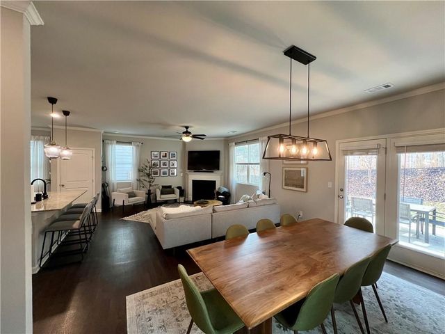 5714 TURNSTONE Trail, Flowery Branch, GA 30542