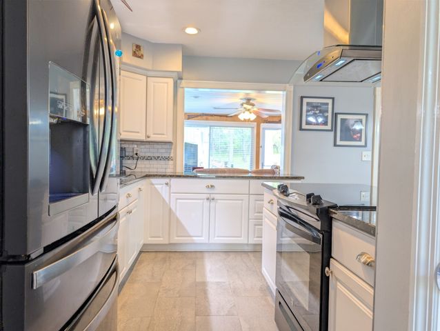 8163 Bonnafair Dr, Hermitage, TN 37076