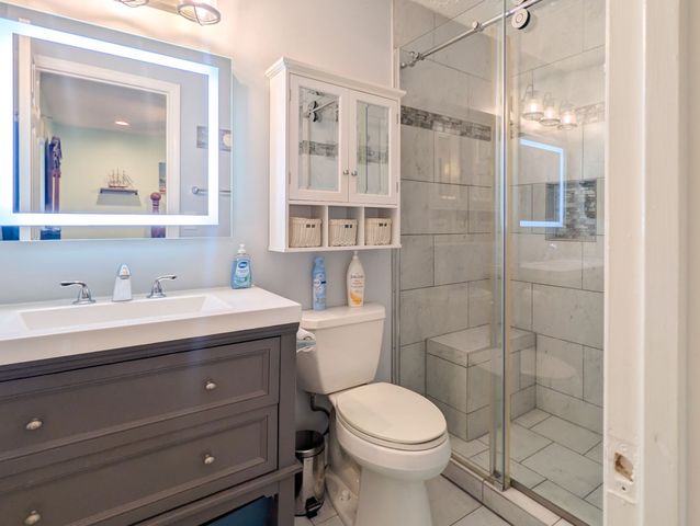 8163 Bonnafair Dr, Hermitage, TN 37076