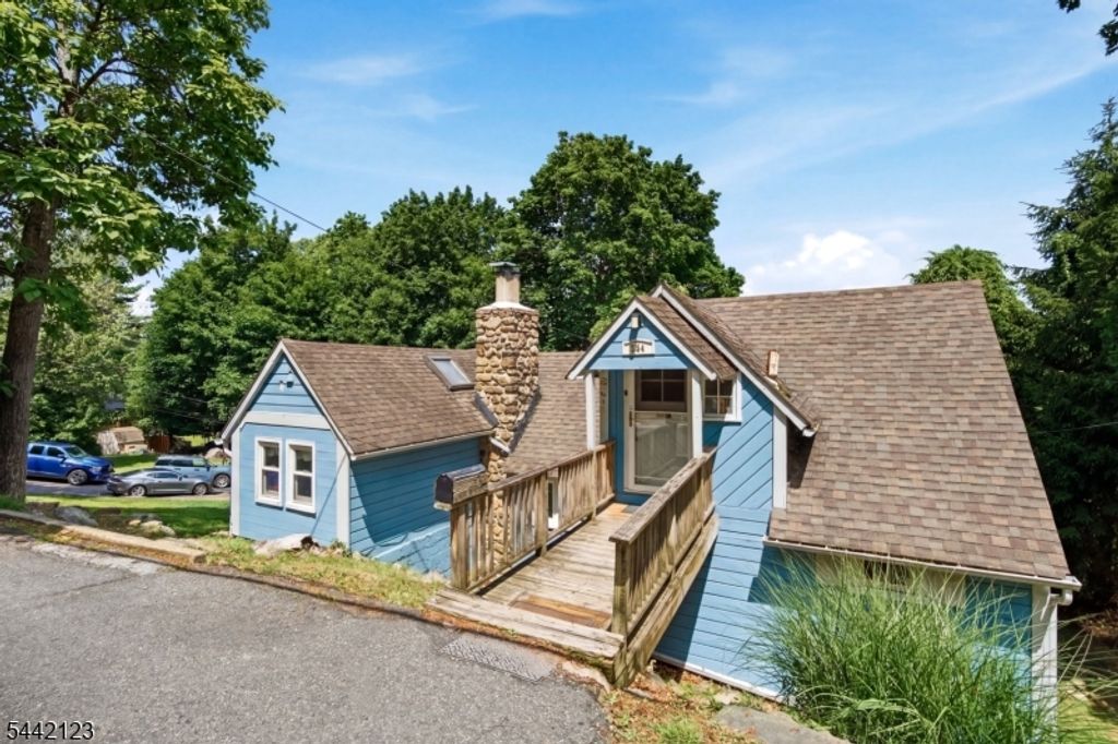 364 E Shore Trl, Sparta Twp., NJ 07871 — photo 2