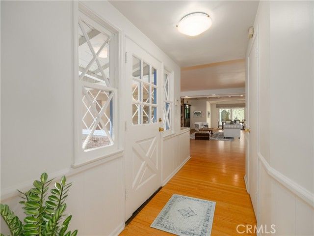 4539 Hayvenhurst, Encino (los Angeles), CA 91436