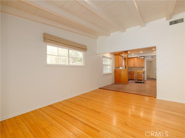 4539 Hayvenhurst, Encino (los Angeles), CA 91436