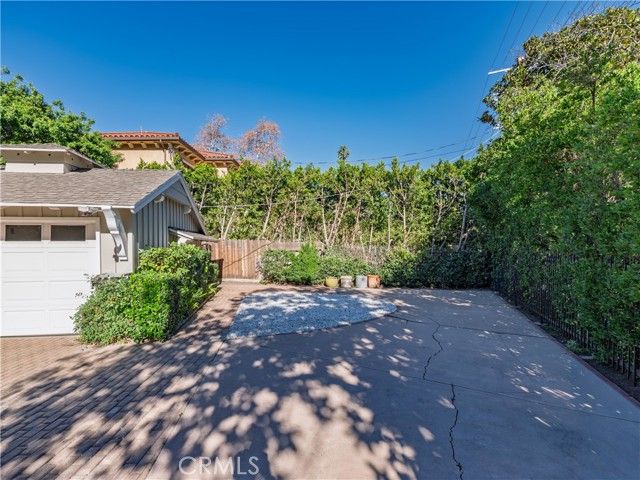 4539 Hayvenhurst, Encino (los Angeles), CA 91436