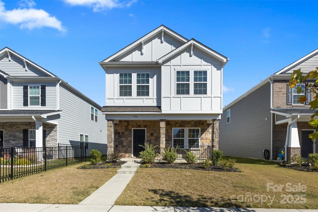 708 Windage Way, Pineville, NC 28134