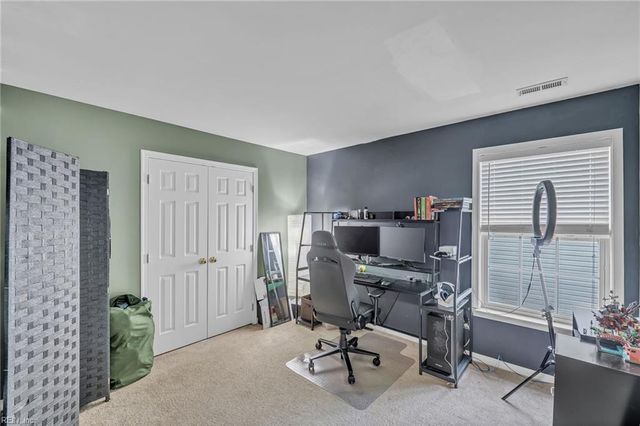 216 Lyon DR, Newport News, VA 23601