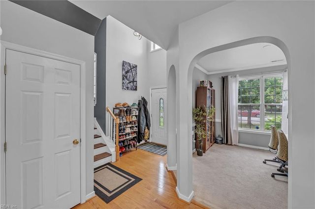 216 Lyon DR, Newport News, VA 23601