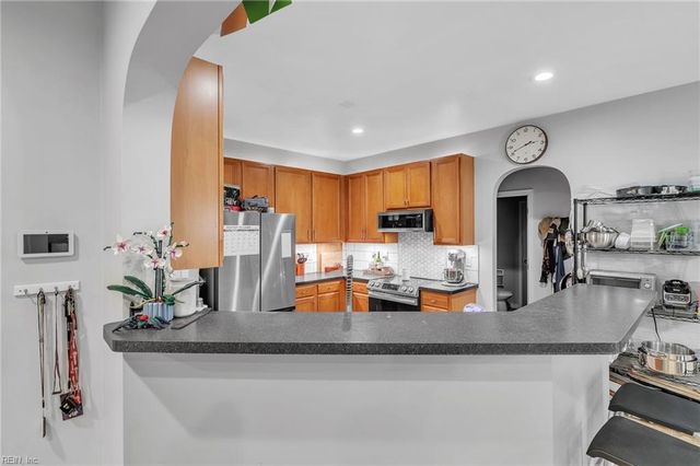 216 Lyon DR, Newport News, VA 23601