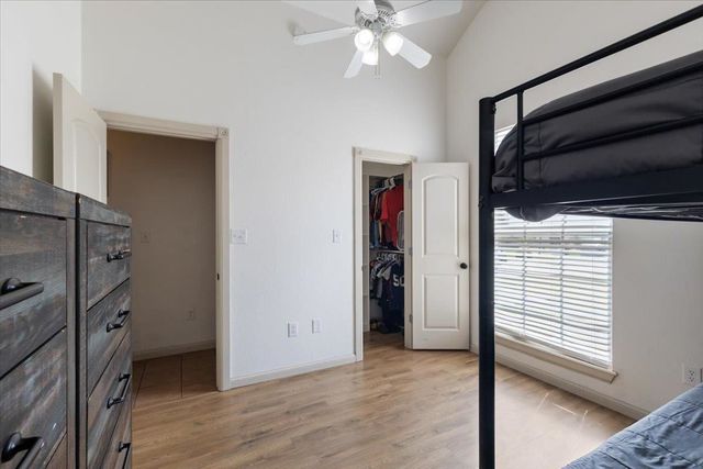 135 NE Deerfield Dr., Elgin, OK 73538