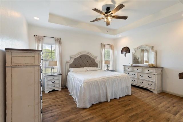135 NE Deerfield Dr., Elgin, OK 73538