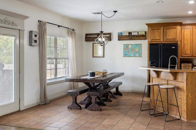135 NE Deerfield Dr., Elgin, OK 73538