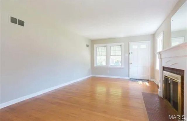 8820 Bridgeport Avenue, Brentwood, MO 63144