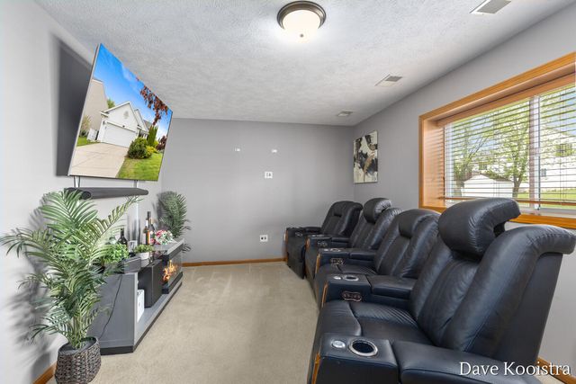 5757 E Grove Drive, Kentwood, MI 49512