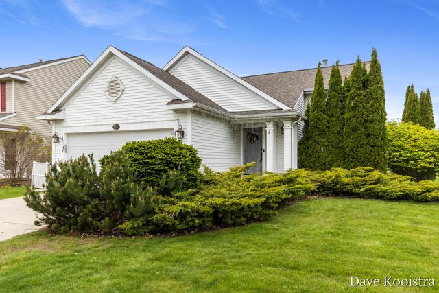 5757 E Grove Drive, Kentwood, MI 49512