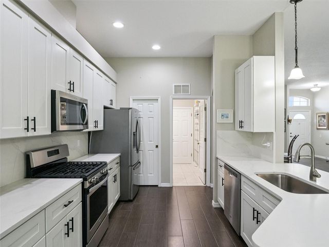 22240 CALEDONIA DRIVE, Leesburg, FL 34748
